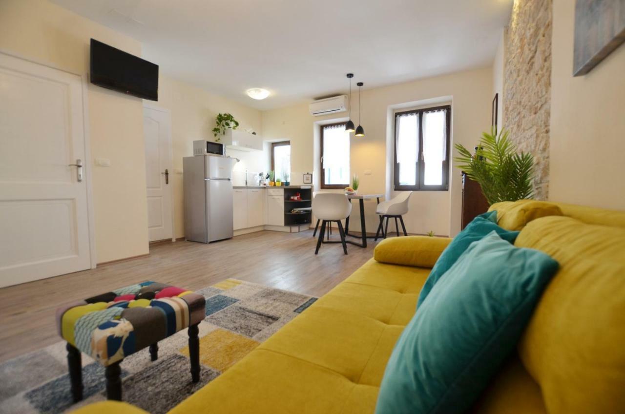 Bruno Apartment Rovinj Bagian luar foto
